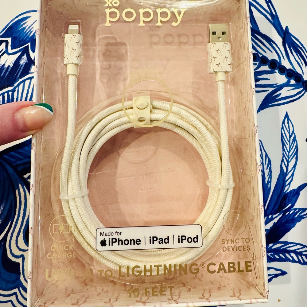 🎀NIB iPhone iPad iPod USB-A to Lightning Cable, 10 feet long, pink bow 🎀 design